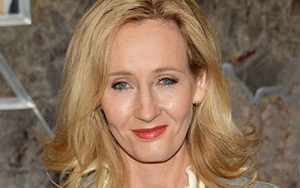 Fan bênh J.K. Rowling trước bão chỉ trích trên Twitter